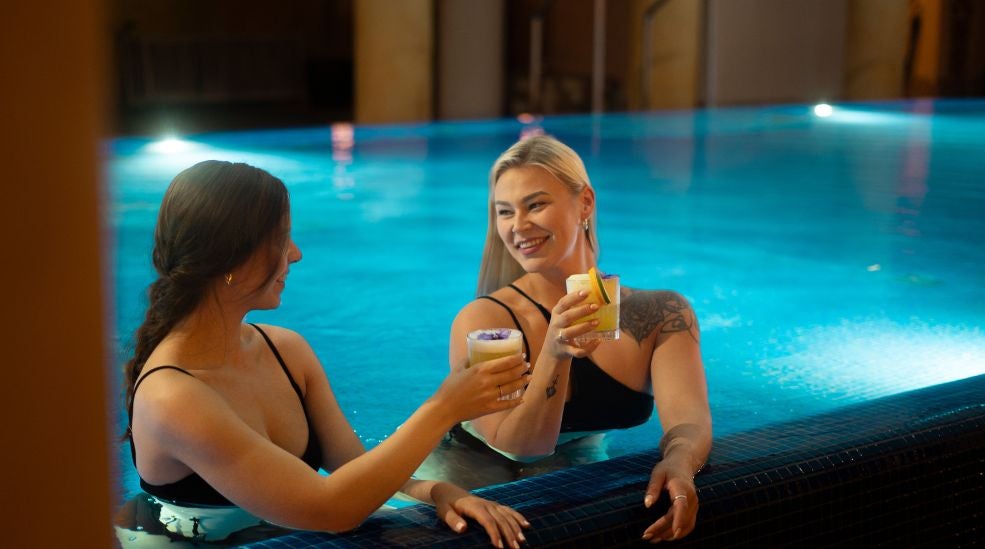 Varaa elämyksellinen miniloma läheistesi kanssa!